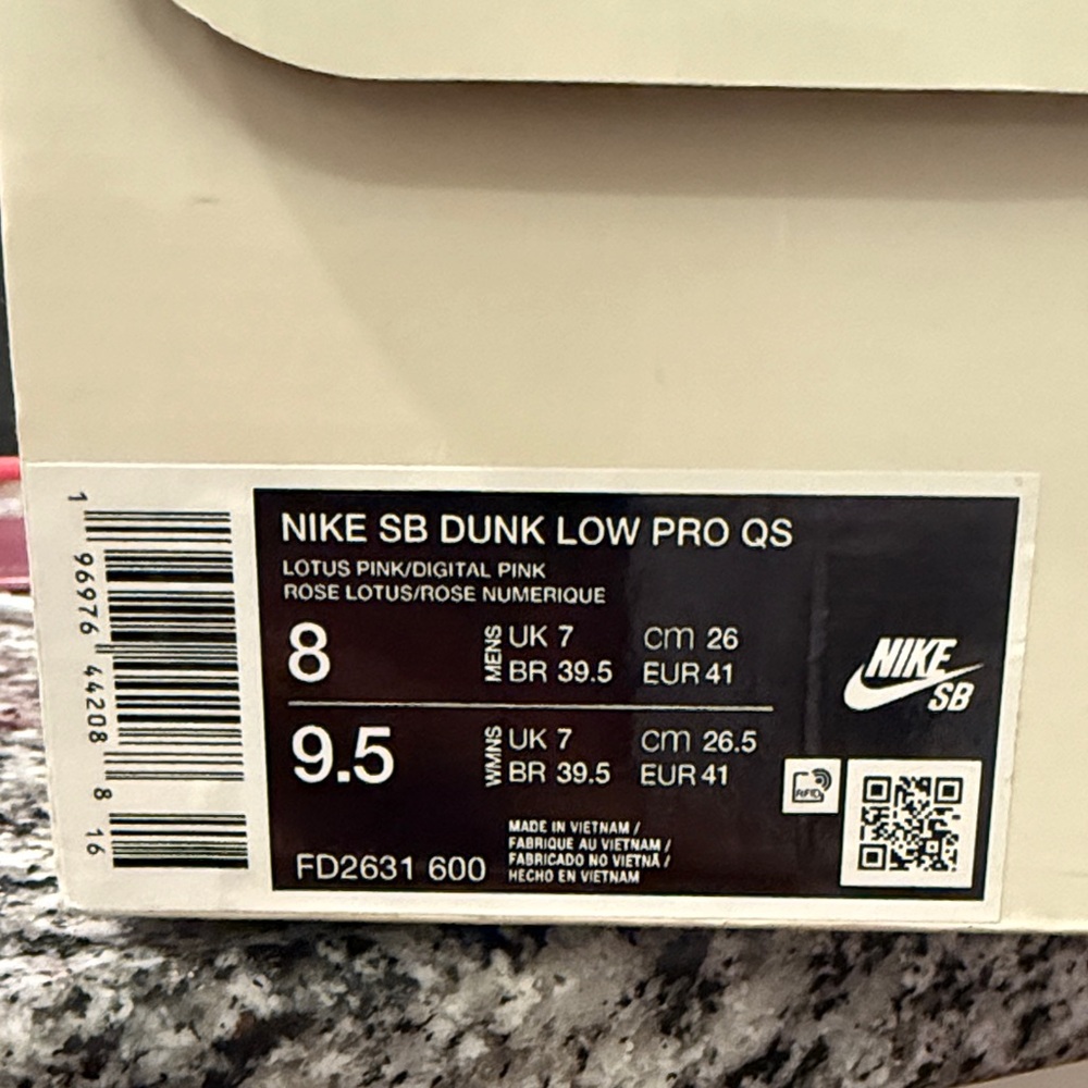 Nike SB Dunks Low Pro QS - Picture 7 of 7